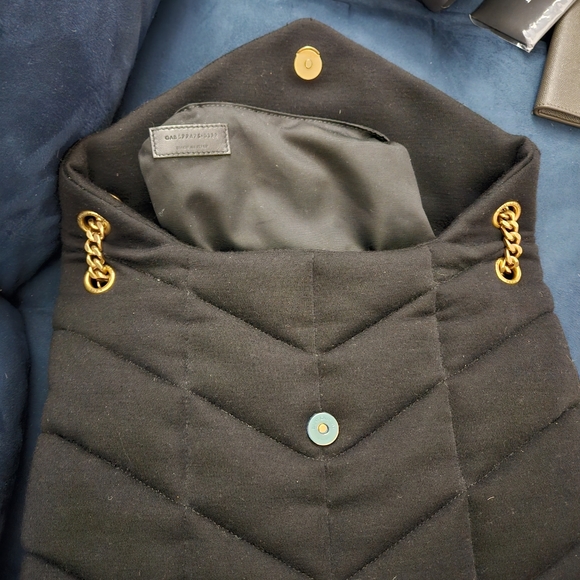 Saint Laurent medium Lou wool puffer bag - Picture 4 of 7